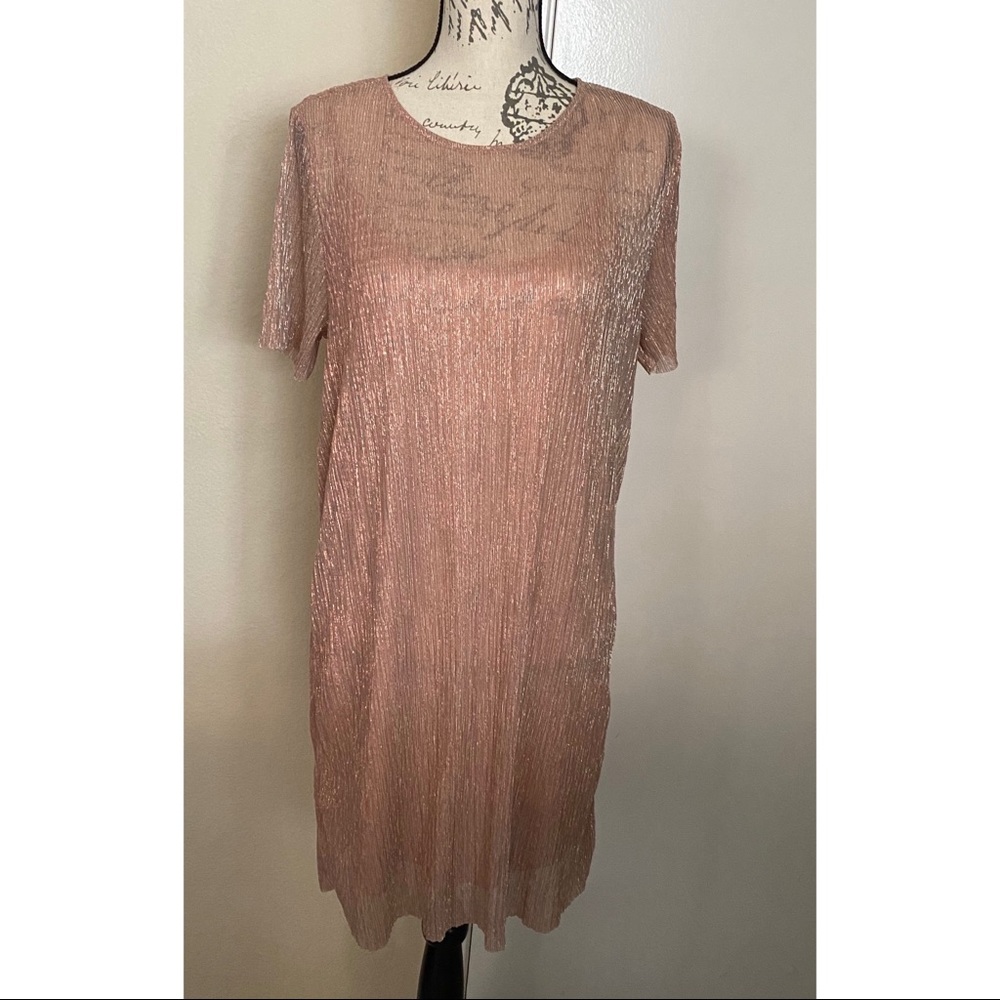 Stunning! Pull&Bear rose gold dress with slip